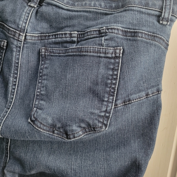 Torrid Bombshell Jegging - Picture 5 of 5